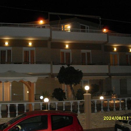 Angela Studios Karfas Exterior foto