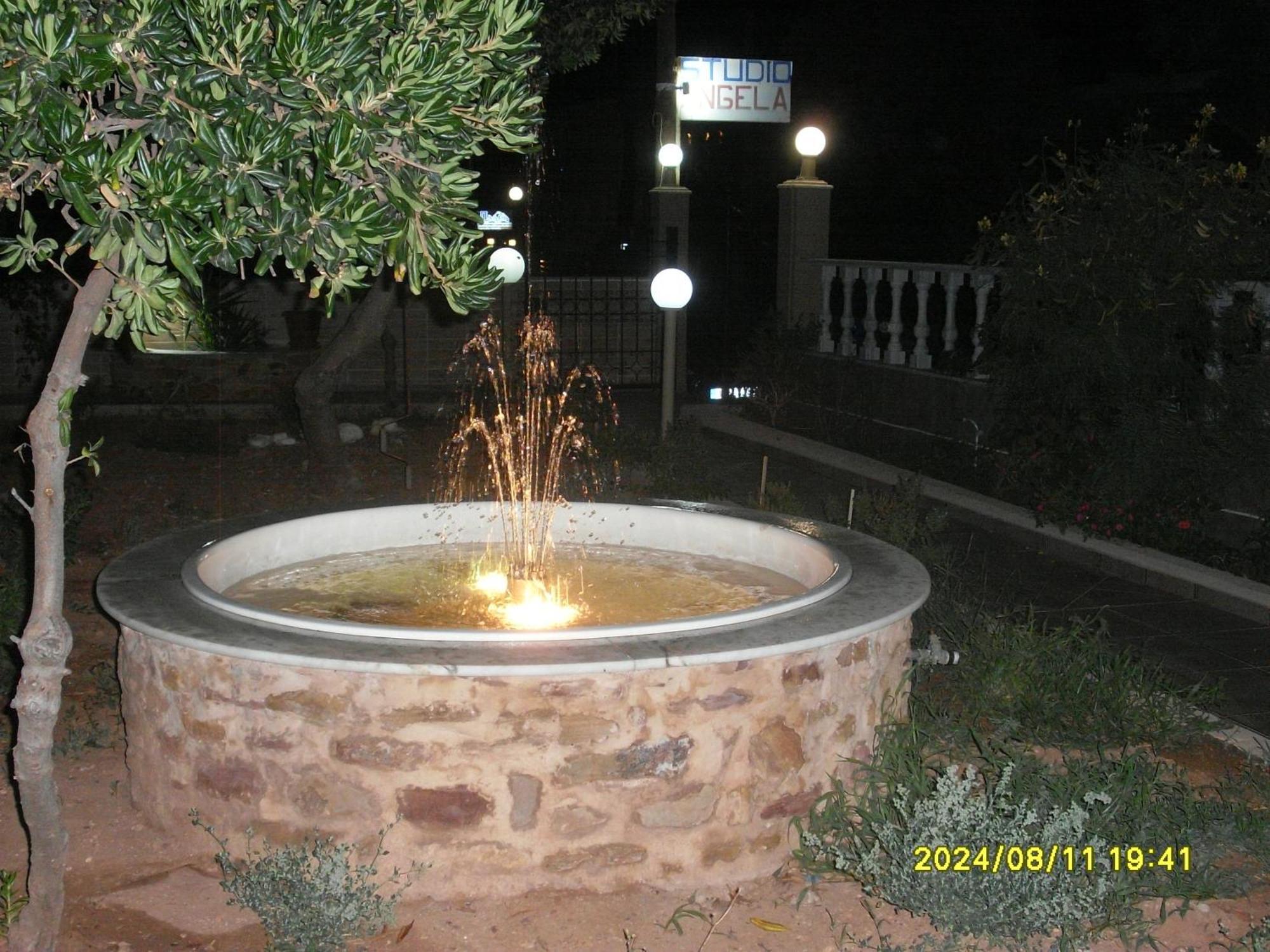 Angela Studios Karfas Exterior foto